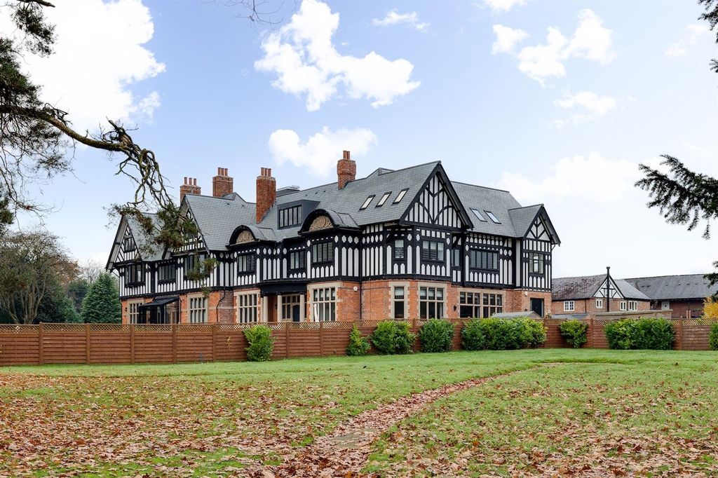 Property photo 1 of 19 (Main)