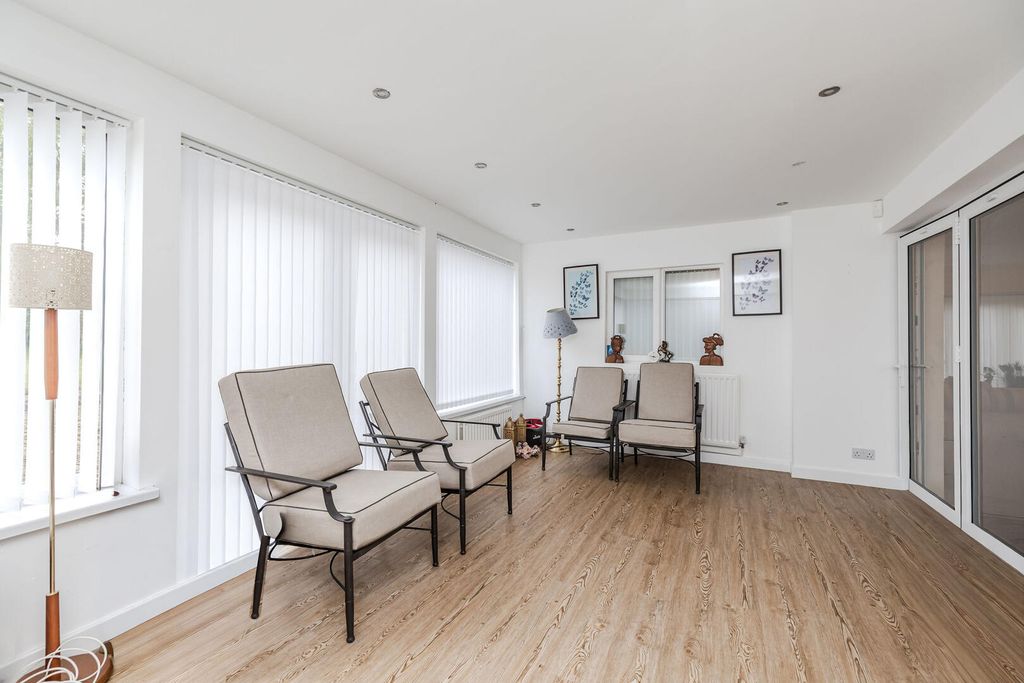 Additional image 14 of 6 bed property for saleRunnymede Road, Darras Hall, Ponteland, Newcastle Upon Tyne NE20