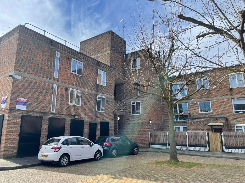 Property photo 1 of 7