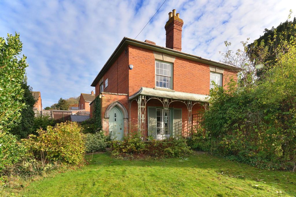 Property photo 1 of 47