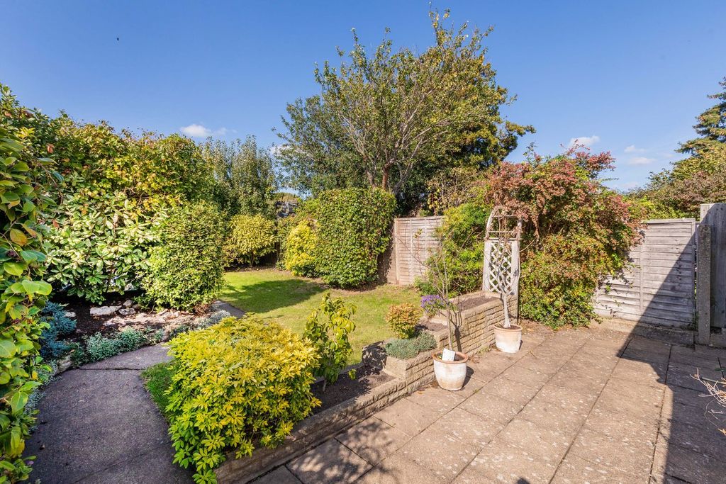 Property photo 2 of 16