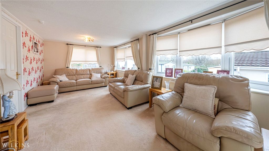 Property photo 2 of 20 Picture No. 02