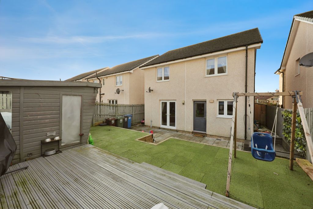 Property photo 3 of 20 Rear Garden