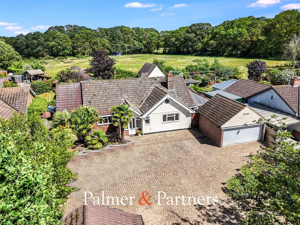 Property photo 1 of 30 Picture No. 03