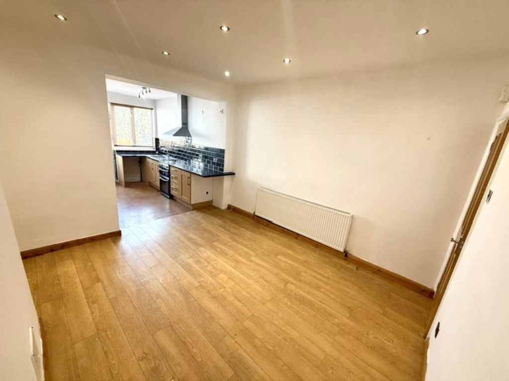 Property photo 1 of 27 Img_1181