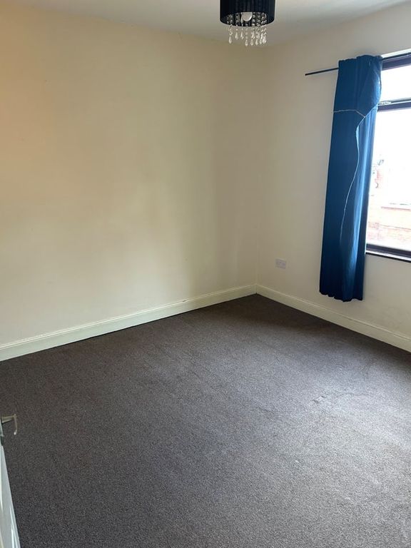 Property photo 3 of 5