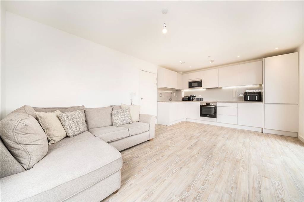 Property photo 2 of 7