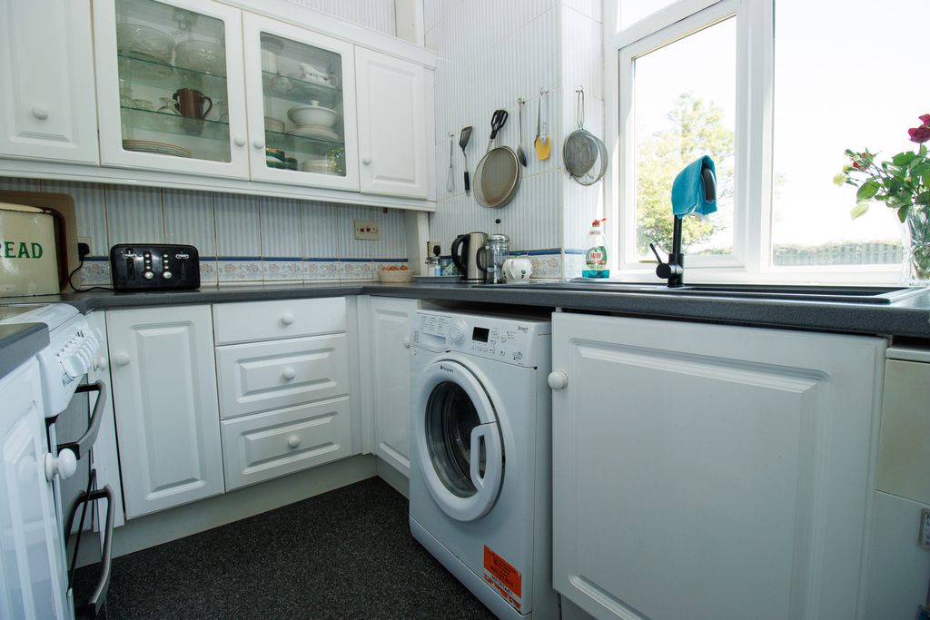 Additional image 11 of 3 bed detached bungalow for saleRoyal Oak, Filey YO14