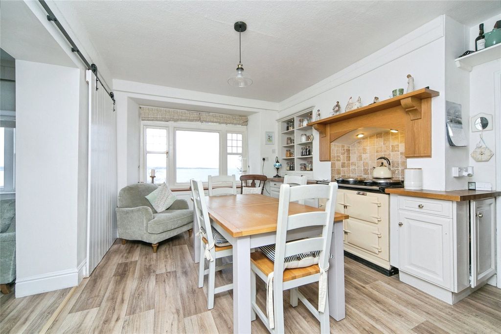 Property photo 3 of 36 Picture No. 05