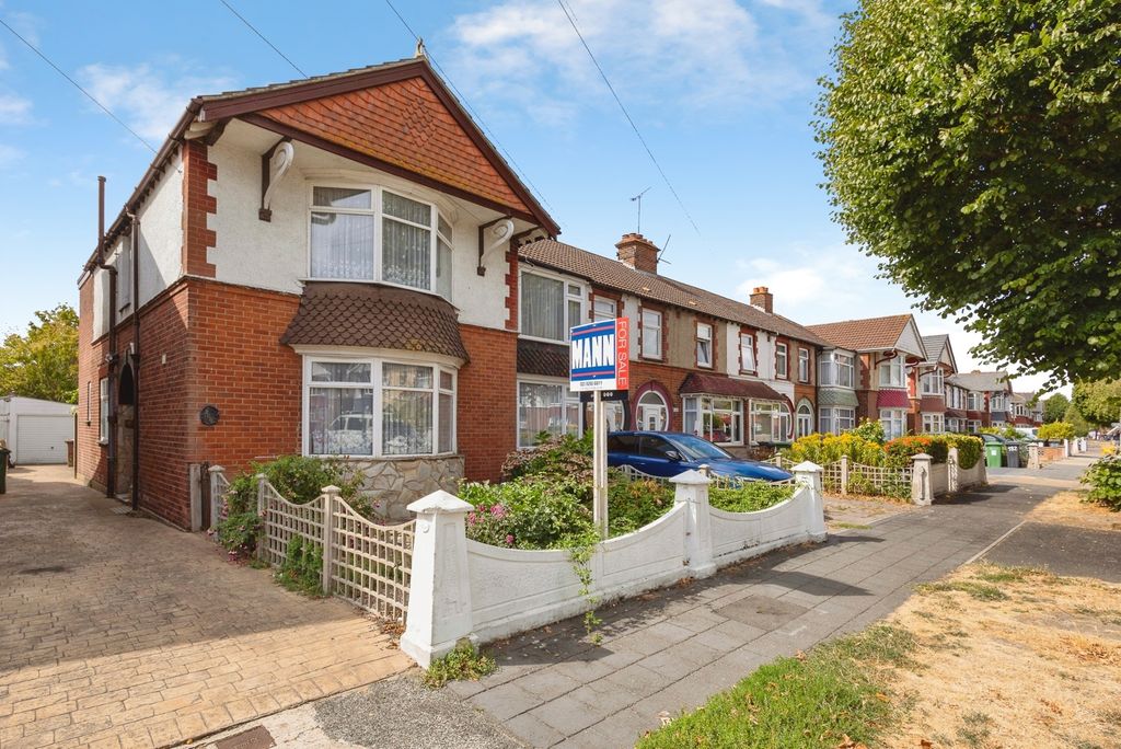Property photo 1 of 23 Pbox-Img.Jpg