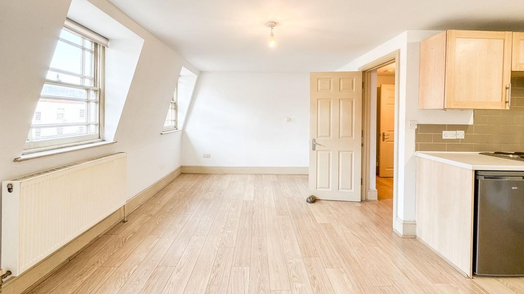 Property photo 1 of 10 Untitled-5575.Jpg