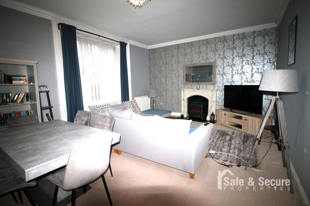 Property photo 2 of 10 Img_9879