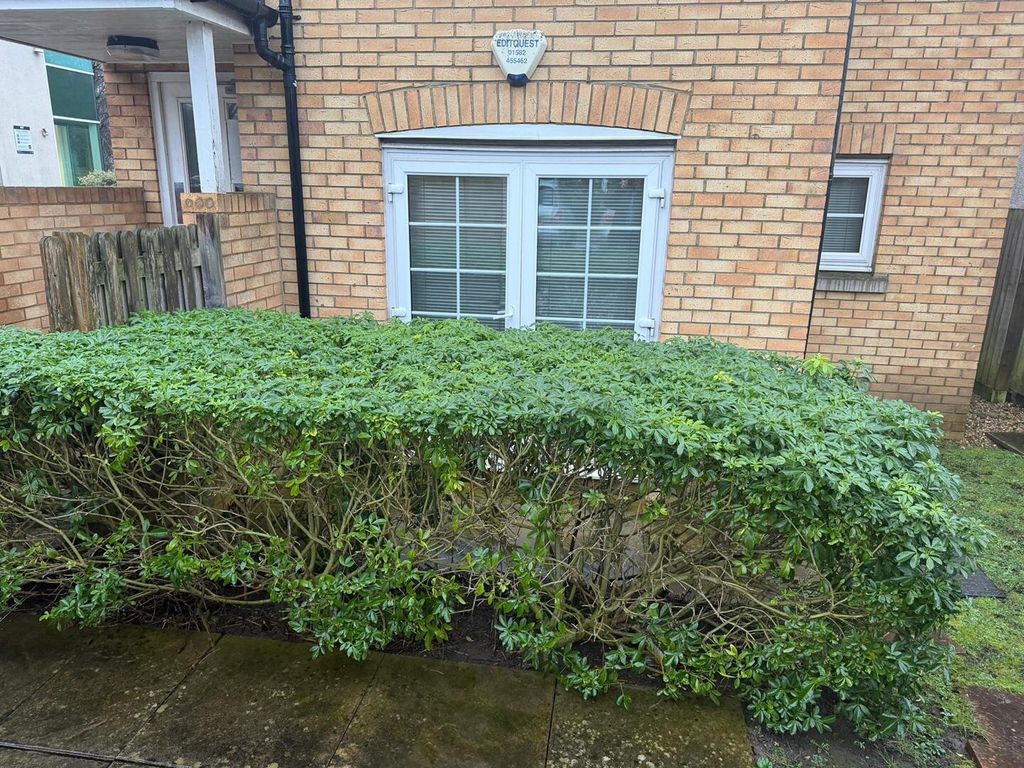 Property photo 3 of 24 Front (Exterior)