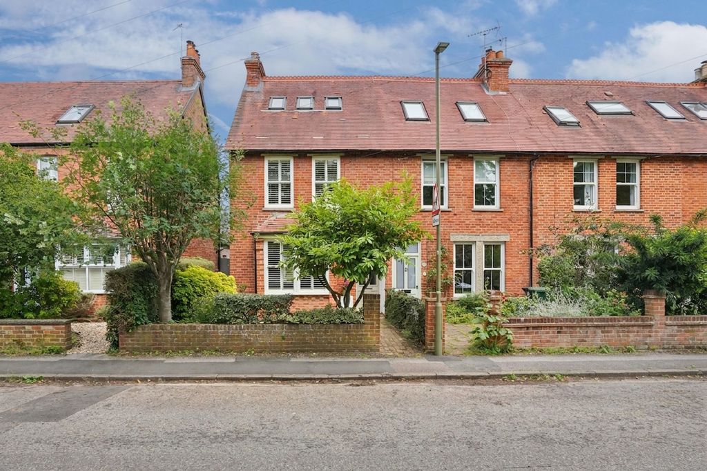 Property photo 1 of 30
