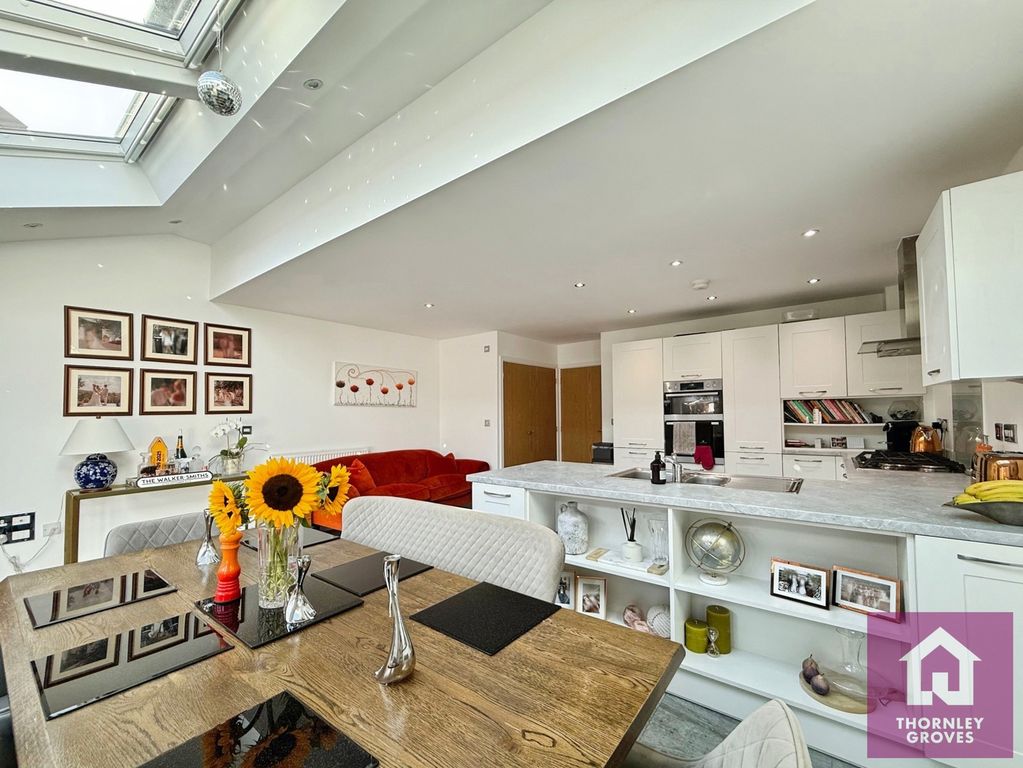 Property photo 2 of 23 Pbox-Img.Jpg