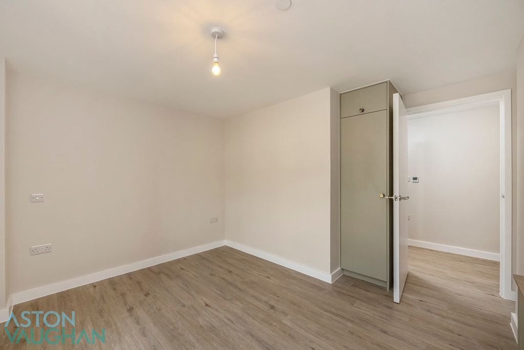 Property photo 3 of 15 5189014