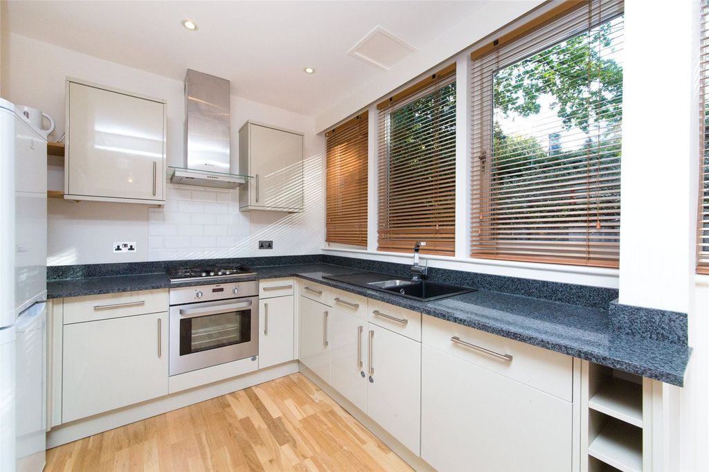 Property photo 3 of 11 Picture No. 47