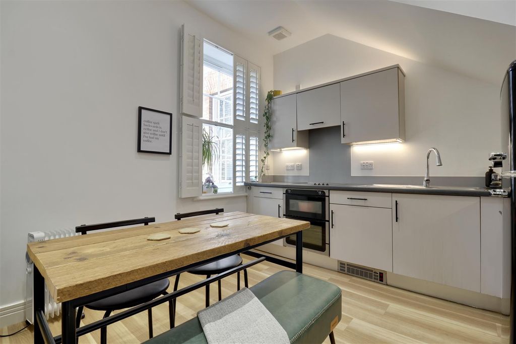 Property photo 1 of 17 Kitchen/Lounge/Diner