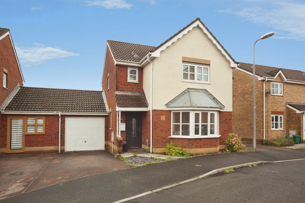 Property photo 1 of 18