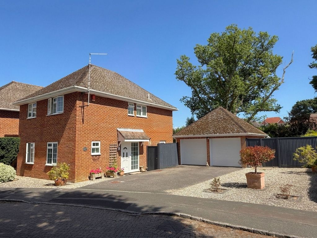 Property photo 1 of 15