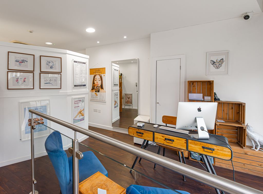 Property photo 3 of 16 Fortess Road 2-004