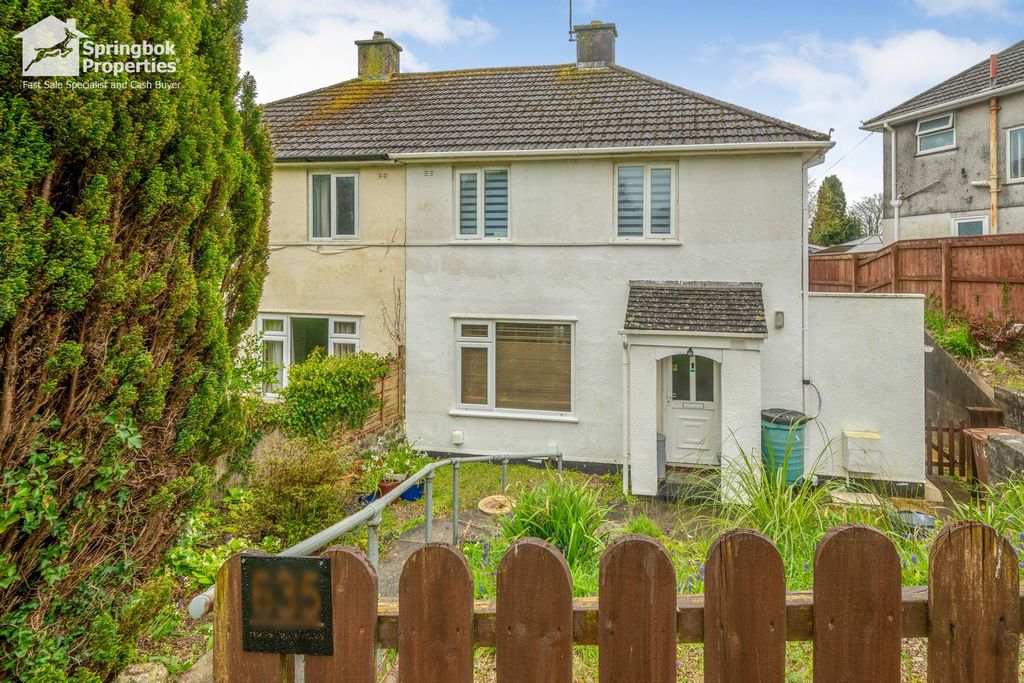 Property photo 1 of 19 Front View