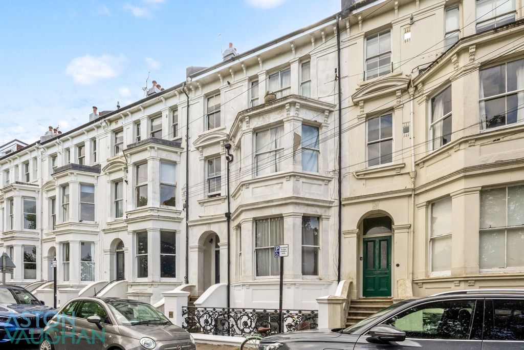 Property photo 1 of 14 5237072
