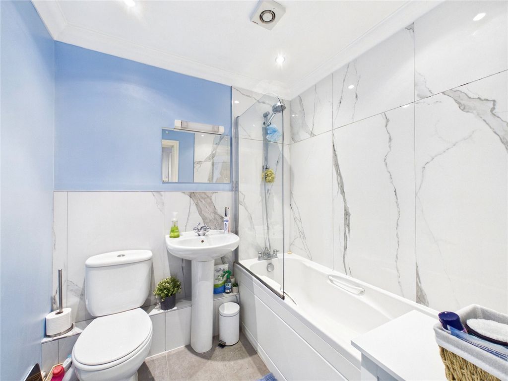 Property photo 3 of 14 Picture No. 11