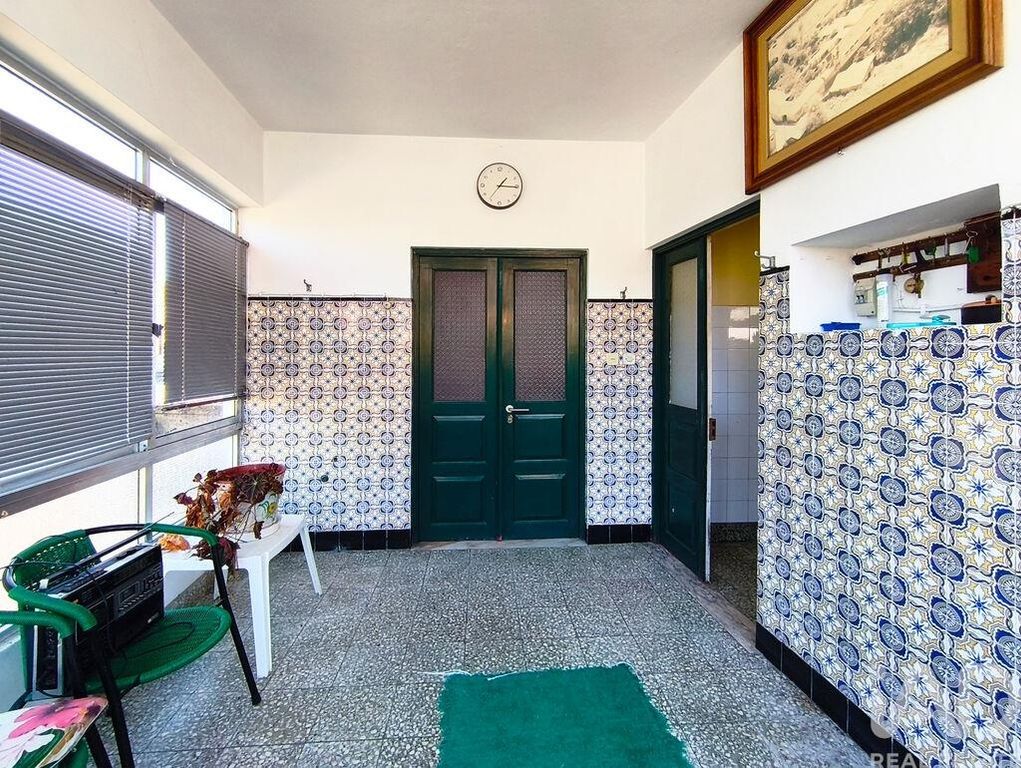 Property photo 3 of 36