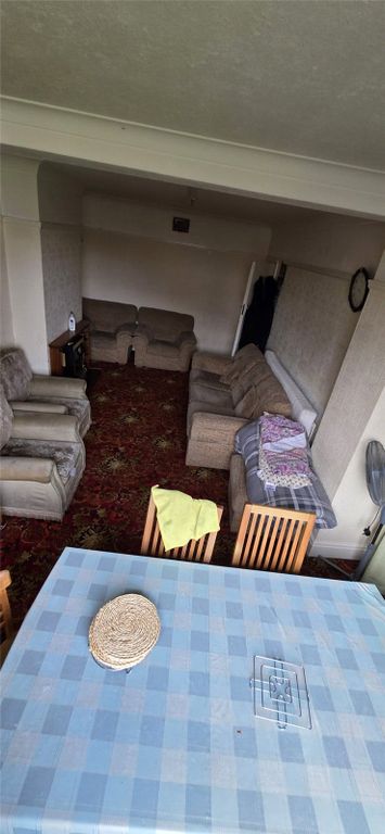 Property photo 2 of 9 Picture No. 06