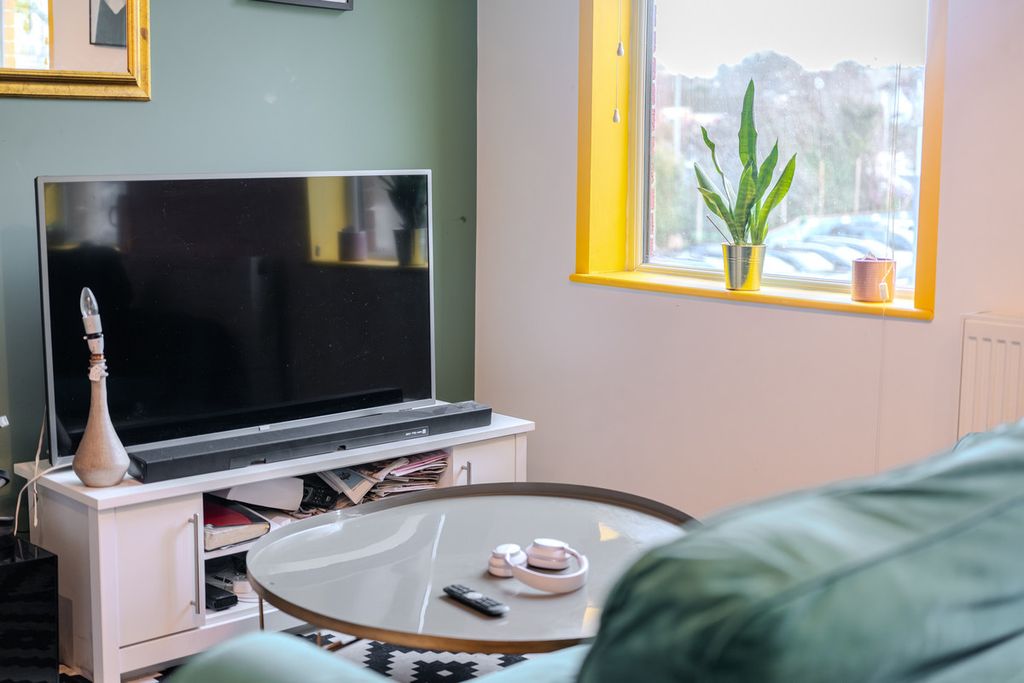 Property photo 3 of 22