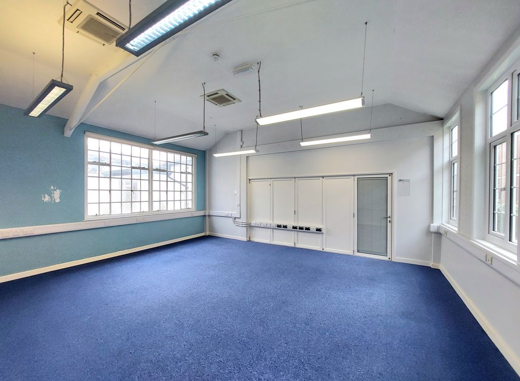 Property photo 2 of 5