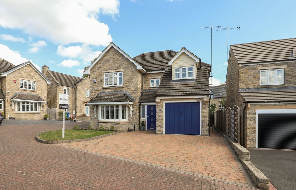 Property photo 1 of 30