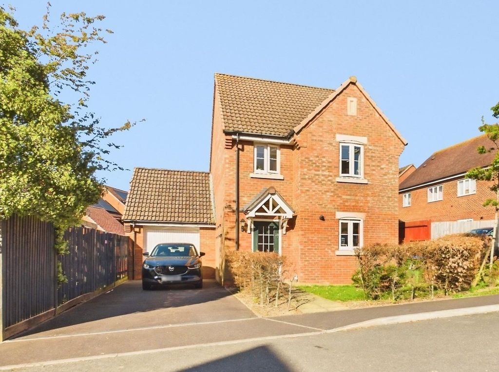 Property photo 1 of 12