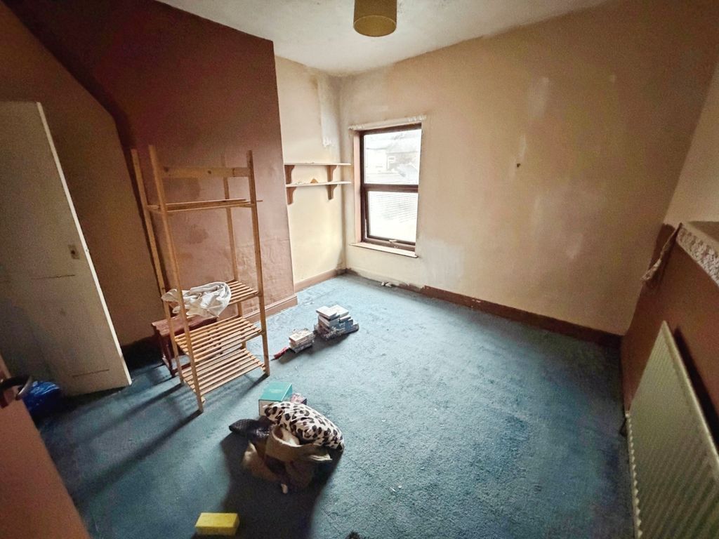 Property photo 3 of 5 Image 3