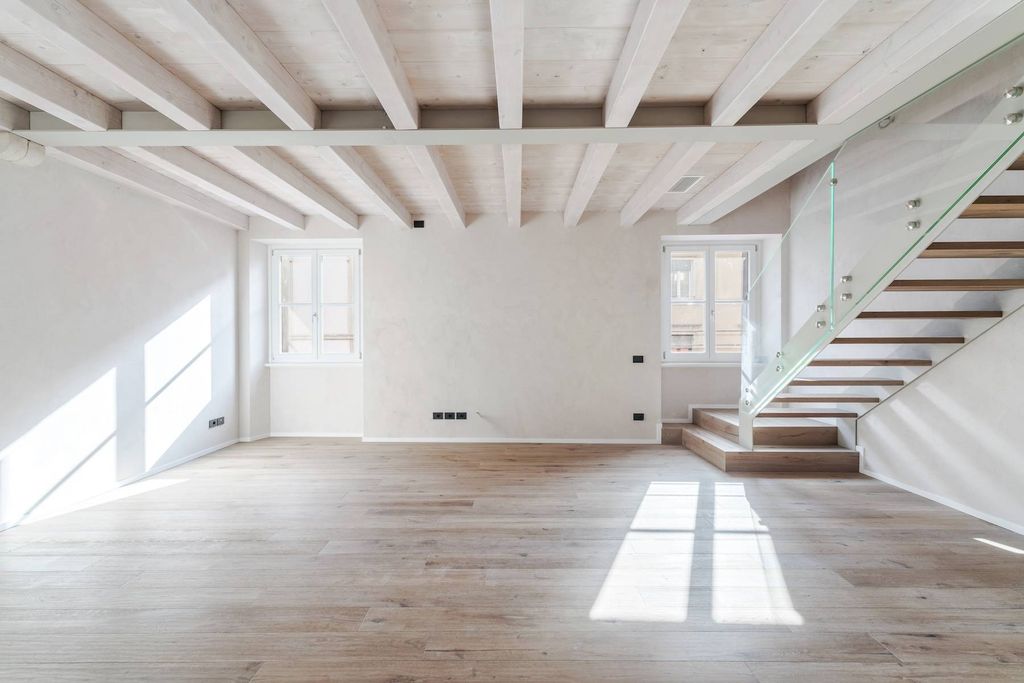 Property photo 1 of 29