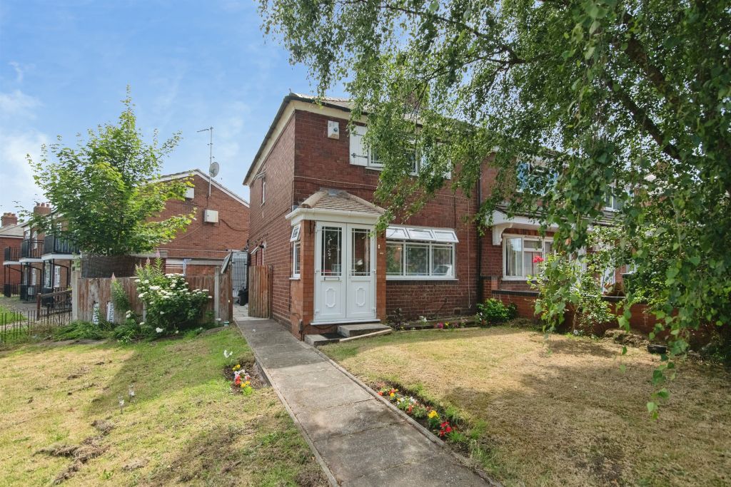 Property photo 1 of 18