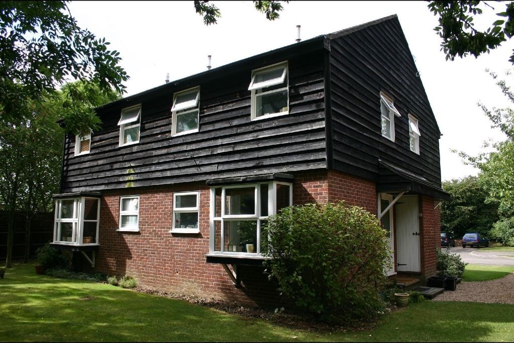 Property photo 3 of 10 Exterior