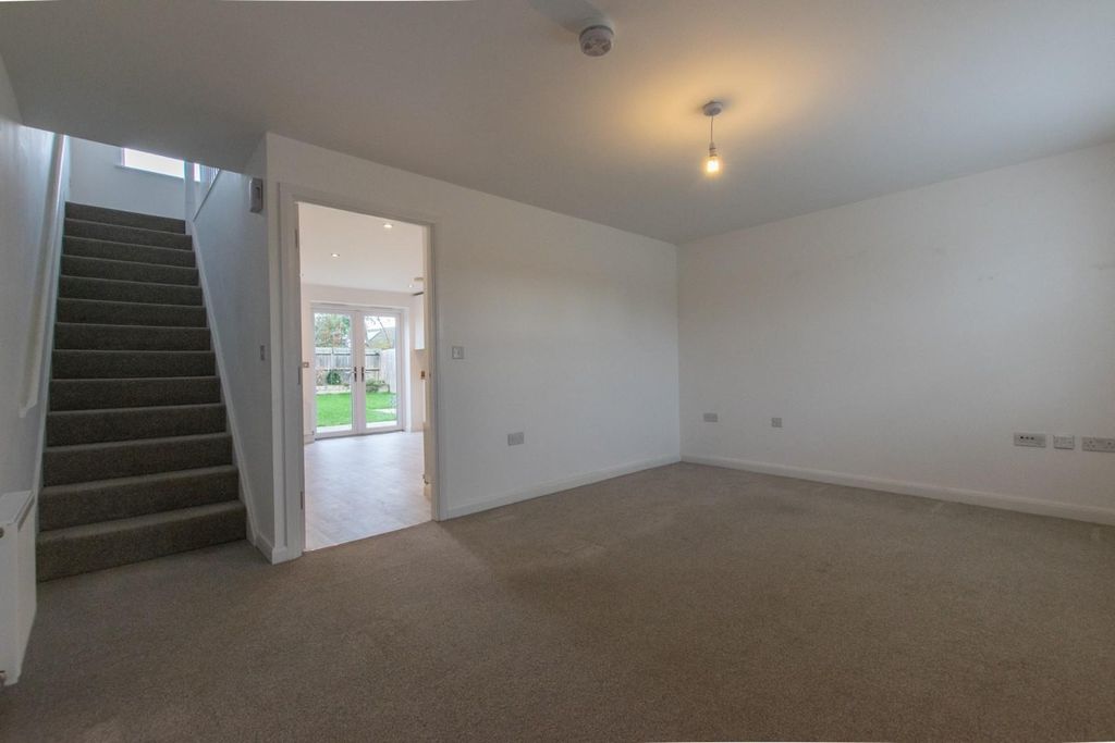 Property photo 3 of 13 Wibchjbhyukae5Zjfwduja.Jpg