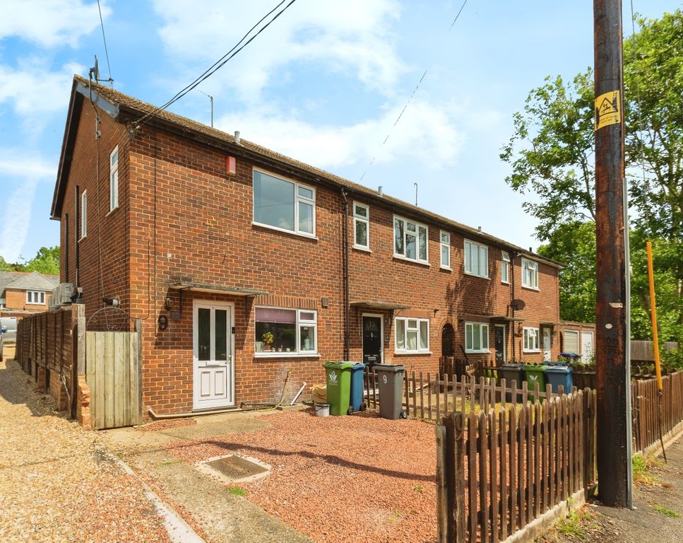 Property photo 1 of 11 External Front