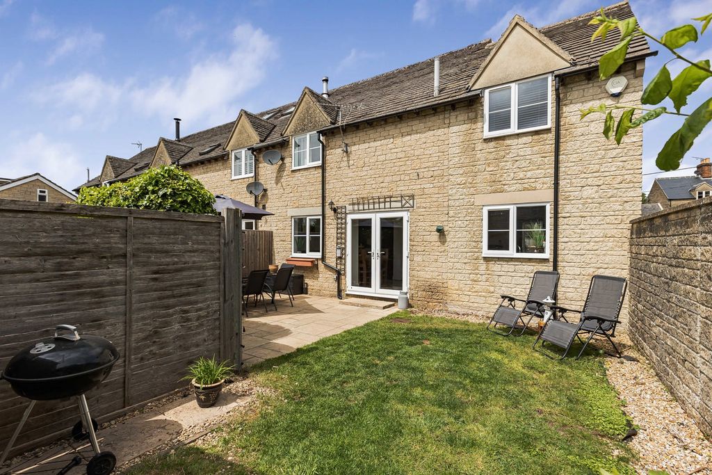 Property photo 3 of 44 3_82430