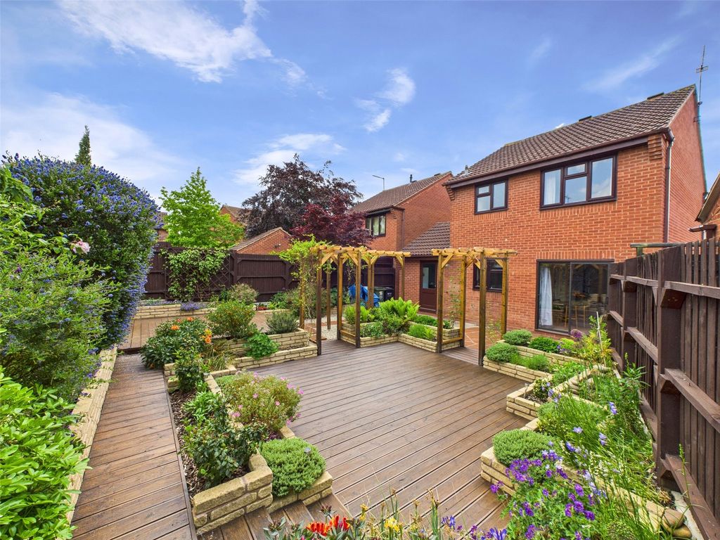 Property photo 3 of 19 Picture No. 29