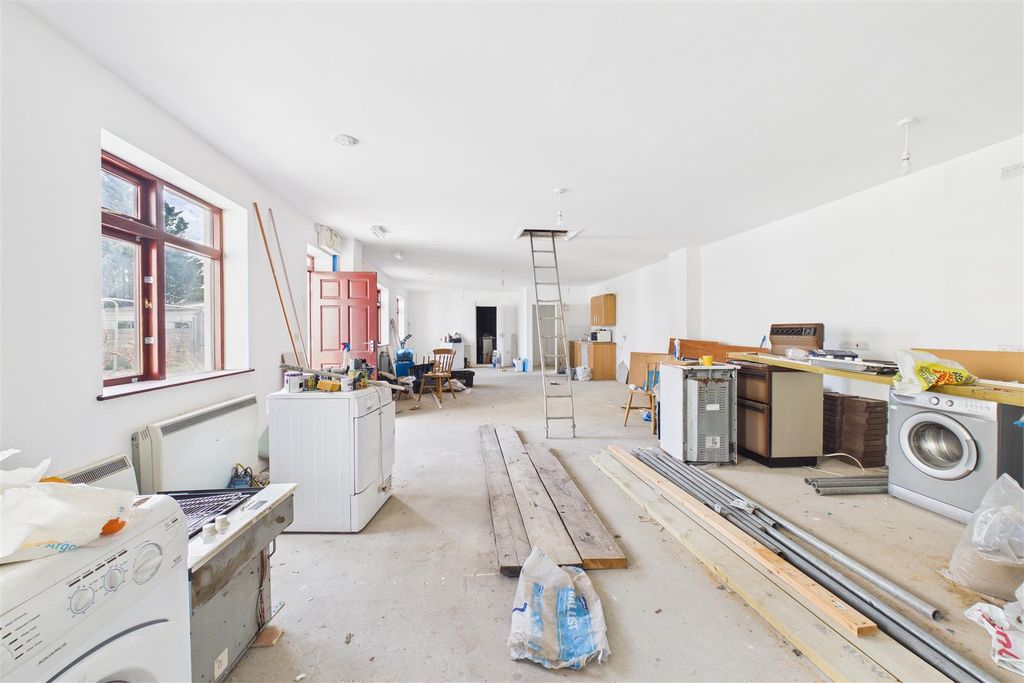 Additional image 17 of 4 bed flat for saleHighridge Road, Bishopsworth, Bristol BS13