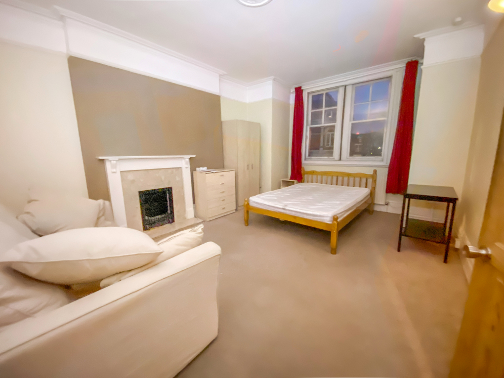 Property photo 3 of 7