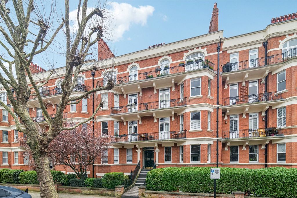 Property photo 2 of 16 Exterior