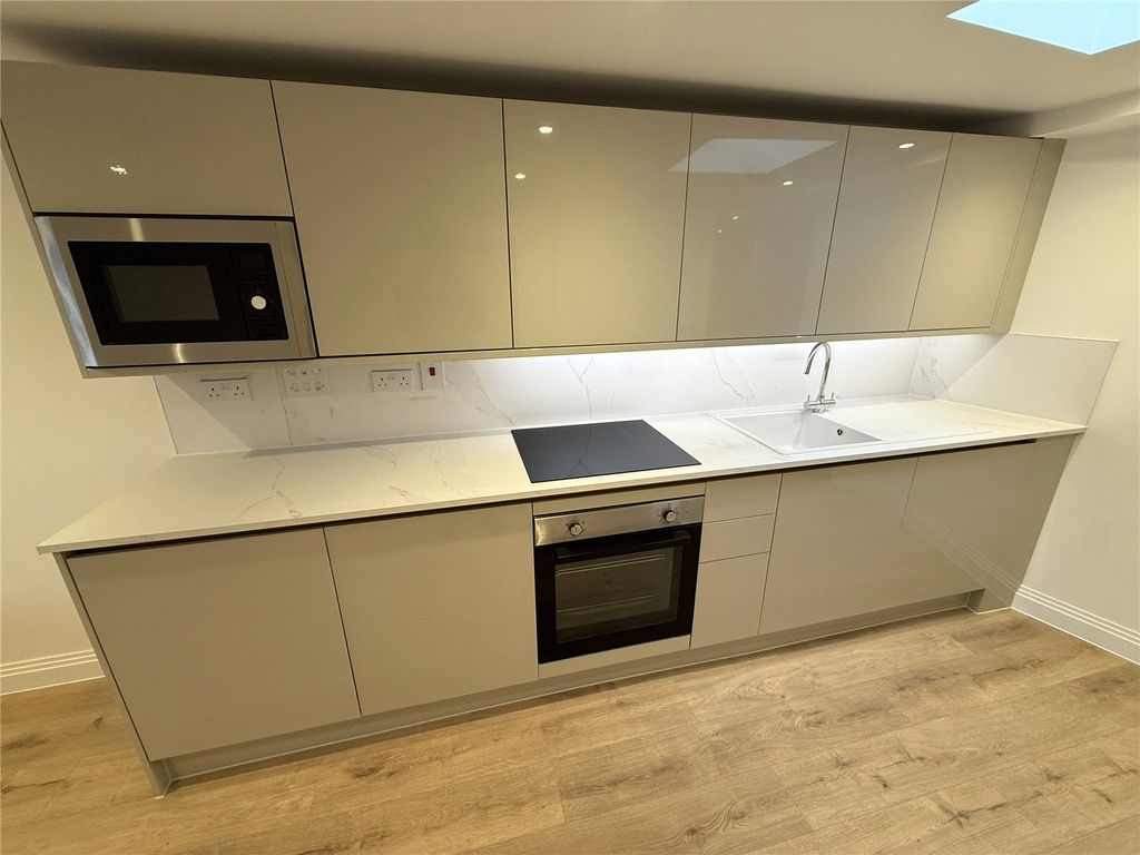 Property photo 1 of 4 Picture No. 04