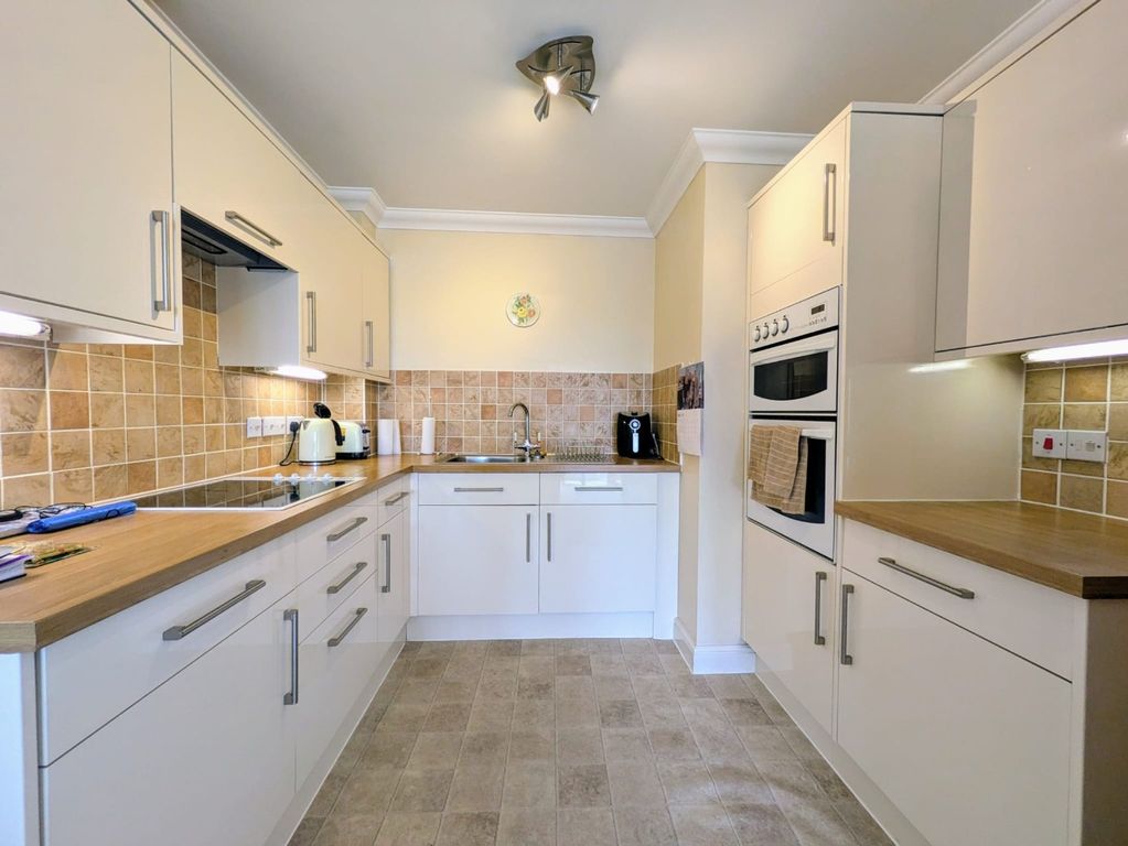 Property photo 1 of 14 3508880