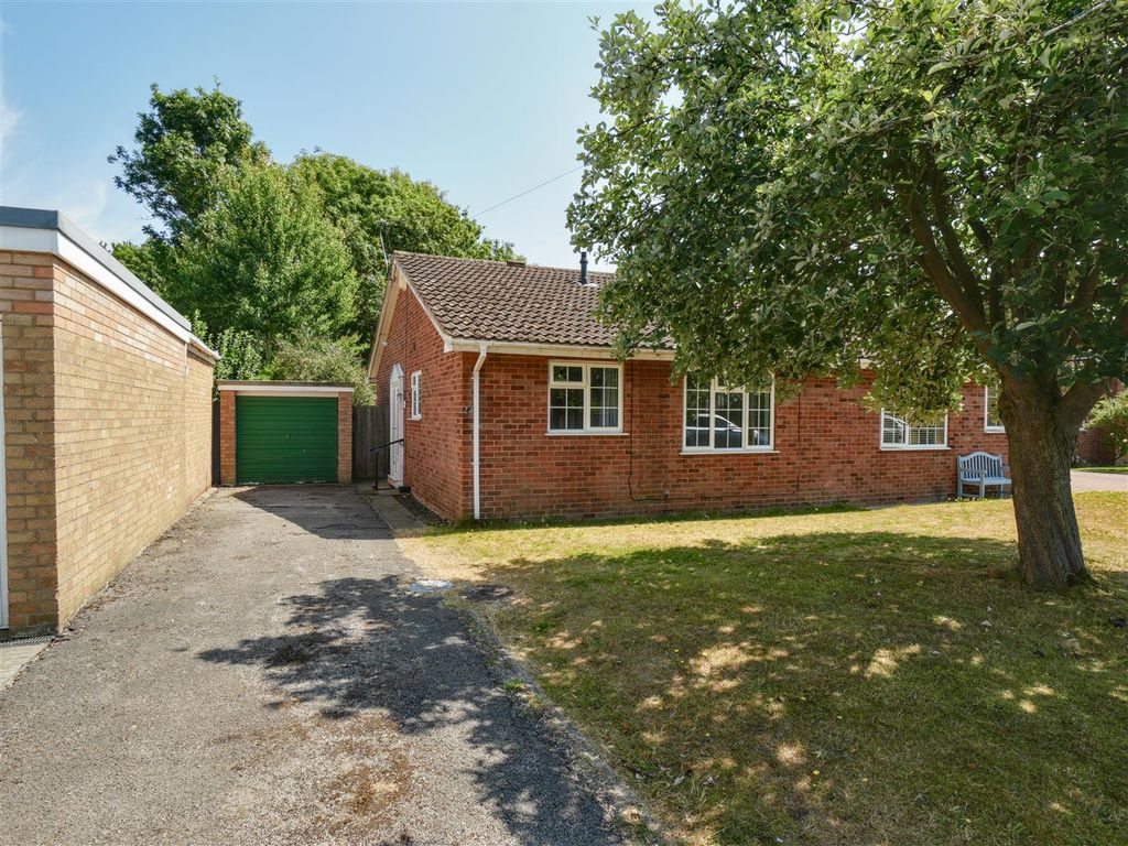 Property photo 1 of 13 External