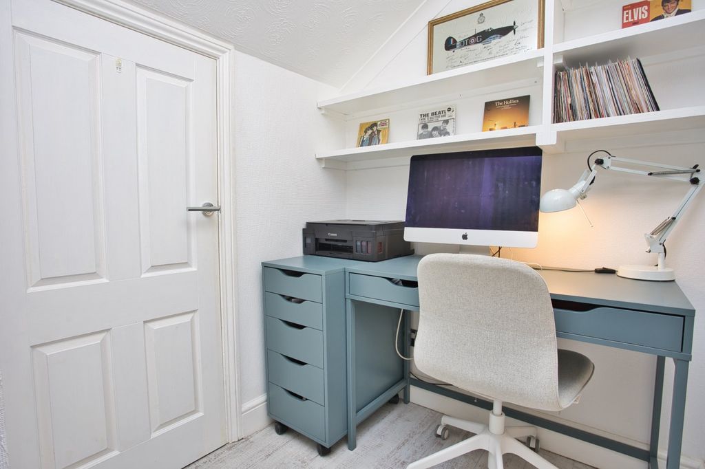 Additional image 10 of 2 bed flat for saleThe Leas, Folkestone CT20