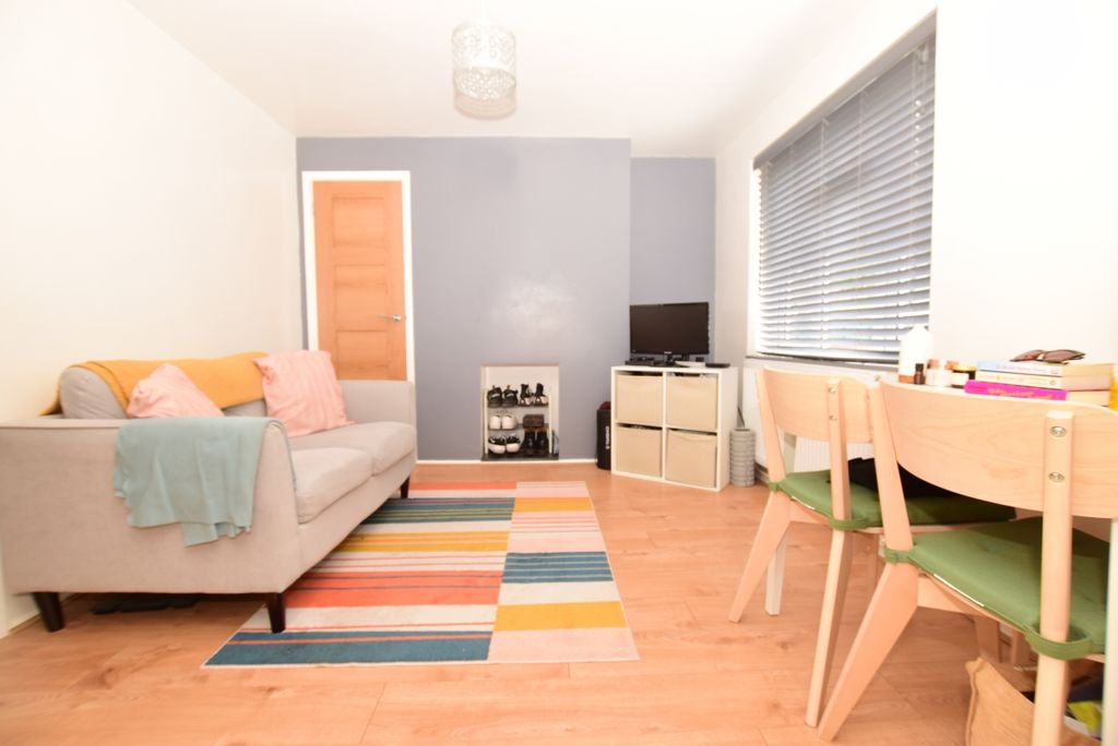 Property photo 2 of 10 Living Room 1